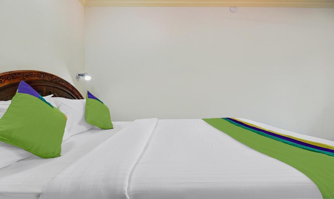 Itsy Hotels The Waters Edge Beach Resort Kovalam Exterior foto